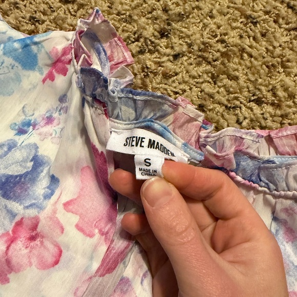 Steve Madden springy floral mini dress size small - Picture 4 of 9